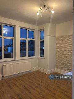 1 bedroom flat to rent, Genesta Road, Westcliff-On-Sea, SS0