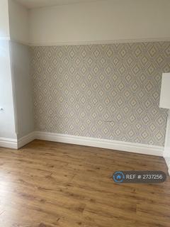 1 bedroom flat to rent, Genesta Road, Westcliff-On-Sea, SS0