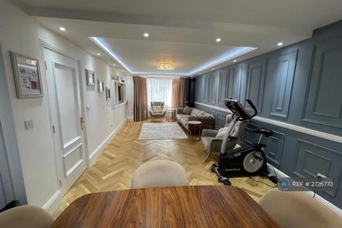 undefined, Babington Road, Hornchurch, RM12