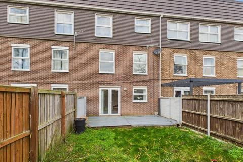 1 bedroom in a house share to rent, Canterbury Place - UBR