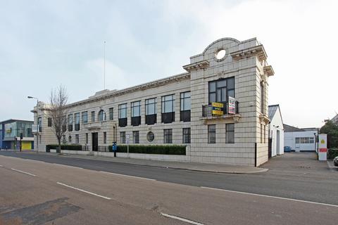 Warehouse to rent, 265 Merton Rd London SW18 5JS
