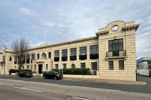 Warehouse to rent, 265 Merton Rd London SW18 5JS