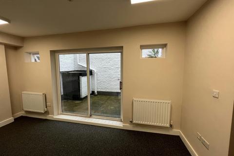 Office to rent, 23 Craven Ter London W2 3QH