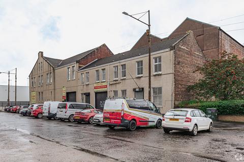 Industrial unit to rent, 54-58 Admiral St Glasgow G41 1HU