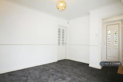 3 bedroom semi-detached house to rent, Park Spring Gardens, Leeds, LS13