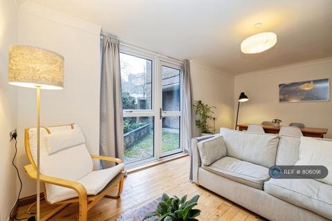 1 bedroom flat to rent, Chalk Farm, London, NW1