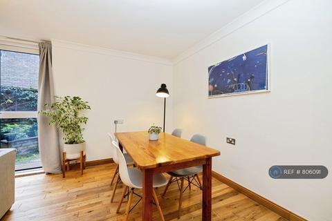 1 bedroom flat to rent, Chalk Farm, London, NW1