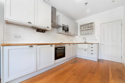 1 bedroom flat to rent, Bolingbroke Grove, SW11