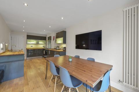 undefined, Hartfield Crescent, SW19