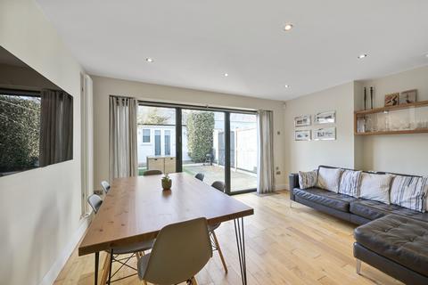 undefined, Hartfield Crescent, SW19
