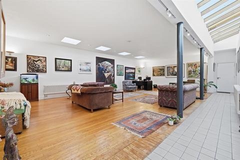 undefined, Mortimer Road, London N1