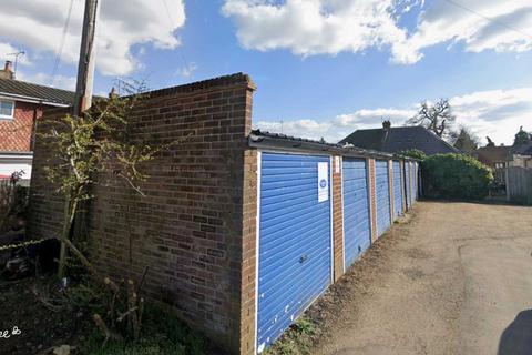 undefined, Ferney Road, Byfleet KT14