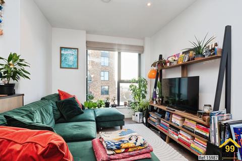 2 bedroom apartment for sale, 602 Headwater Point, London Borough Of Tower Hamlets, E3