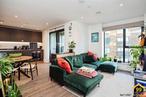 2 bedroom apartment for sale, 602 Headwater Point, London Borough Of Tower Hamlets, E3