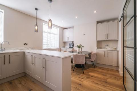2 bedroom semi-detached house for sale, Carr Street, Brighouse