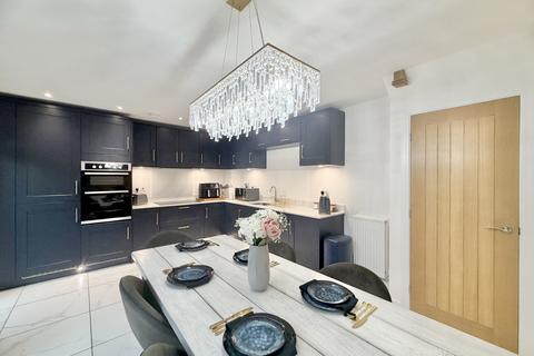 4 bedroom detached house for sale, Waddle Road, Micklefield