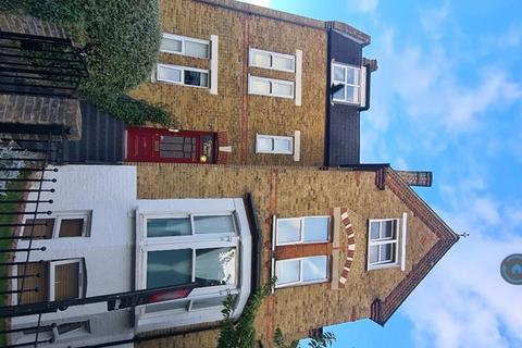 1 bedroom flat to rent, Cayman Court, London, SE23