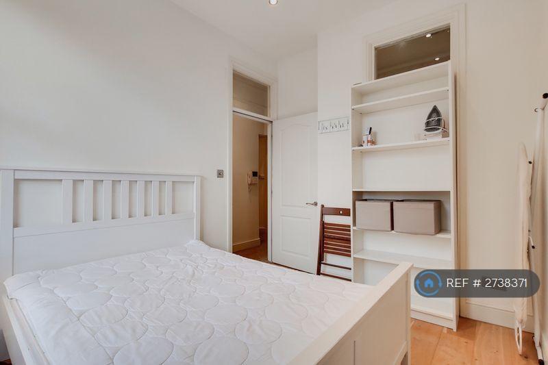 Double Bedroom 1
