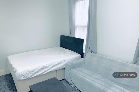 undefined, Russell Street, Reading, RG1