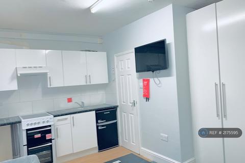 undefined, Russell Street, Reading, RG1