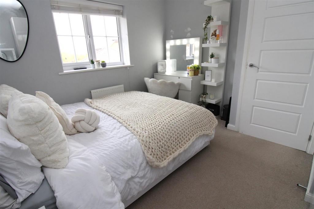 Bedroom 3.JPG