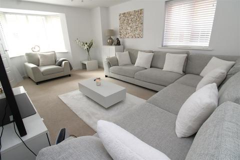 4 bedroom detached house for sale, Challen Vale, Littlehampton