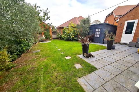 undefined, Challen Vale, Littlehampton
