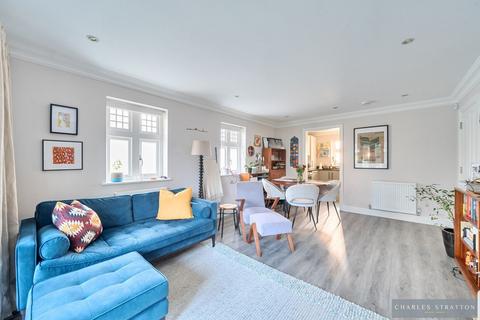 1 bedroom apartment for sale, Kingswood Lodge,  Main Road, Gidea Park