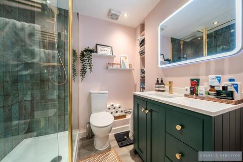1 bedroom apartment for sale, Kingswood Lodge,  Main Road, Gidea Park