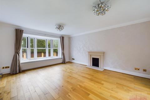 5 bedroom detached house to rent, Brickfields, Harrow on the Hill