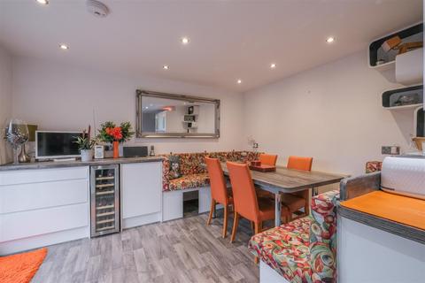 undefined, Brooke Street, Brighouse
