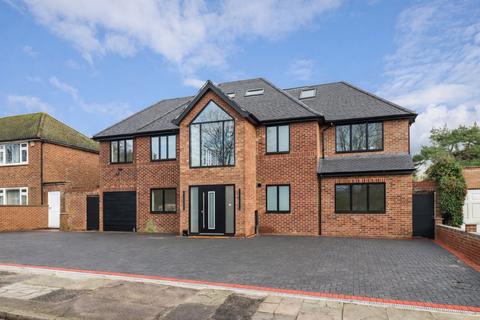 undefined, Glen Way, Watford, WD17