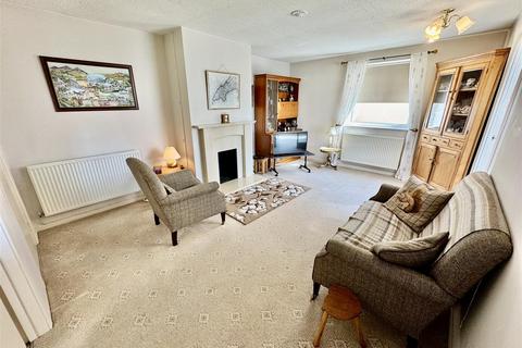 2 bedroom detached bungalow for sale, Stad Llwynaethnen, Trefor