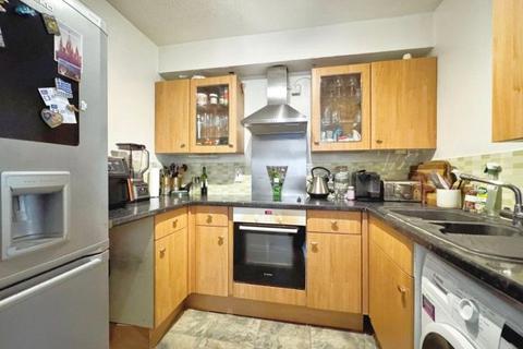 undefined, Orchard Close, Wokingham, Berkshire, RG40