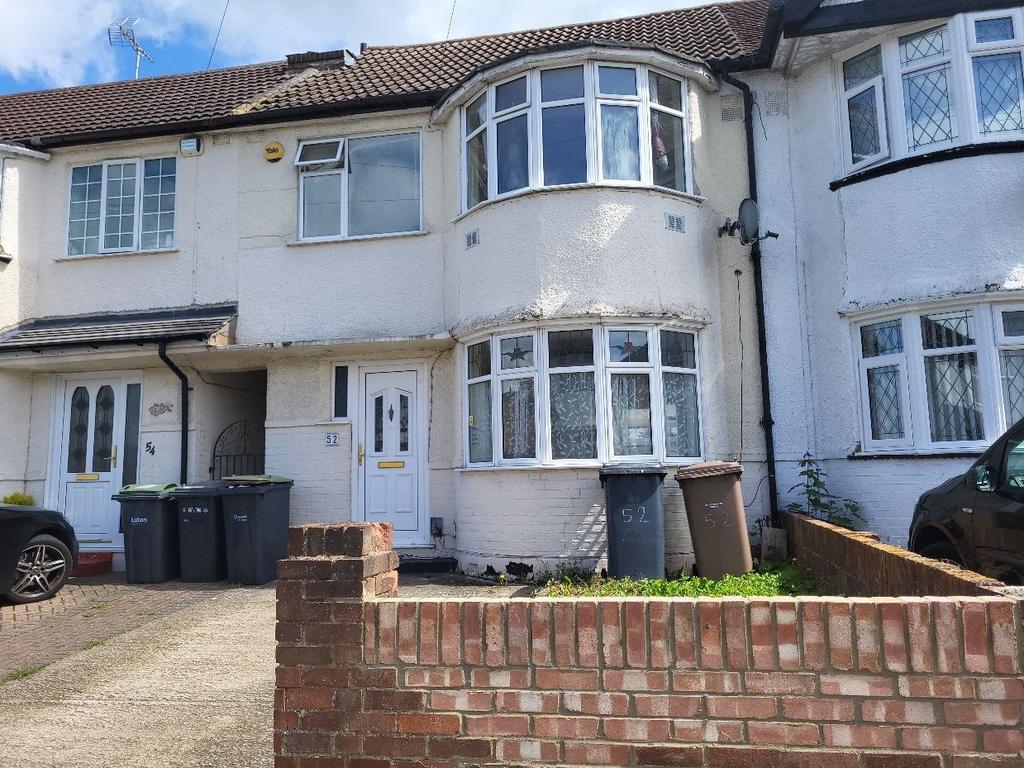 3 bedroom Terraced property for rent
