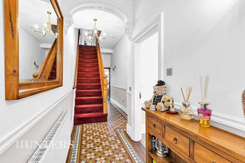 5 bedroom terraced house for sale, Wardle Road, Wardle, Ol12 9EL