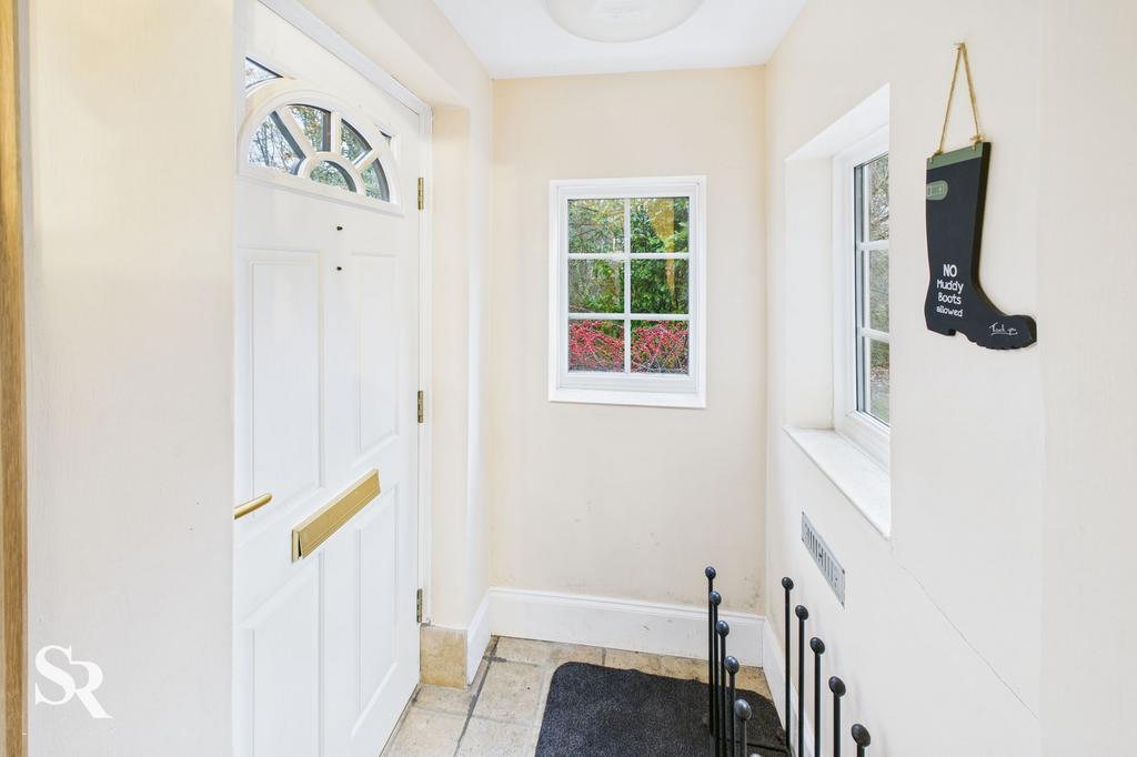 Porch/Entry