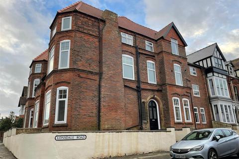 6 bedroom terraced house for sale, Lonsdale Road, Scarborough YO11