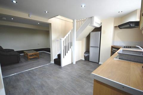 undefined, Long Lane, Huddersfield, HD5