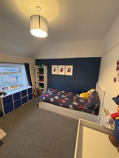 undefined, Valley Road, Wirral CH62