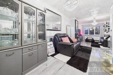 4 bedroom detached house for sale, Agincourt Close, St. Leonards-On-Sea