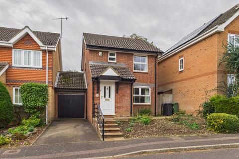 3 bedroom detached house for sale, Betjeman Way, Hemel Hempstead, HP1
