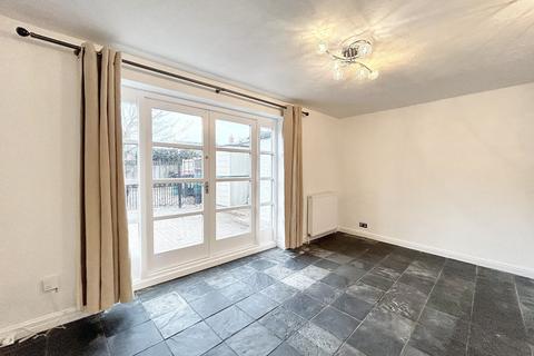 3 bedroom terraced house for sale, The Crescent, Manchester M28