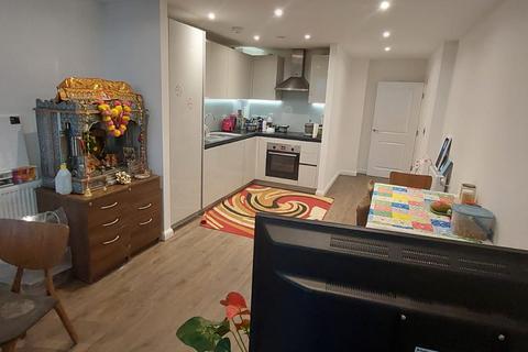 2 bedroom flat to rent, Brewers Square, Dartford DA1
