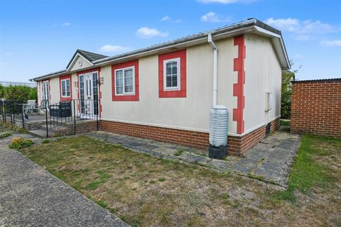undefined, Creek Road, Canvey Island SS8