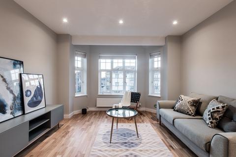 2 bedroom flat to rent, Creighton House