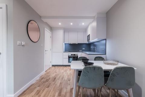 2 bedroom flat to rent, Creighton House