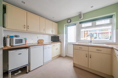 3 bedroom detached bungalow for sale, Mineah Drive, Guilsfield, Welshpool
