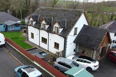 3 bedroom detached house for sale, Lon Ty Llwyd, Llanfarian, Aberystwyth