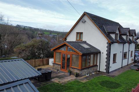 3 bedroom detached house for sale, Lon Ty Llwyd, Llanfarian, Aberystwyth